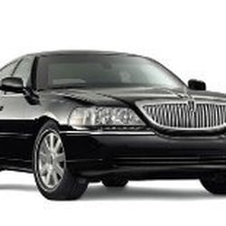 The Franklin Chauffeur - Lincoln Town Cars and Suburban's