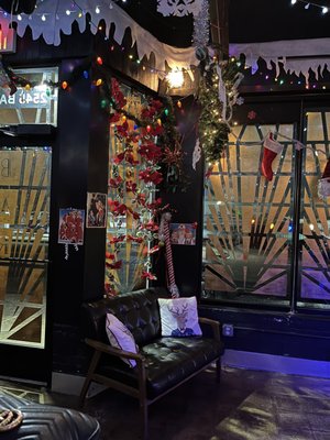 Blitzen’s on Bagley by null