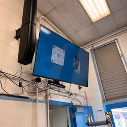 Oahu Handyman - tv installation