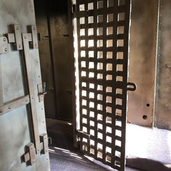 Jailhouse Pizza - Pizza Near Me - Brandenburg, Kentucky Jailhouse Pizza - Pizza Near Me - Brandenburg, Kentucky