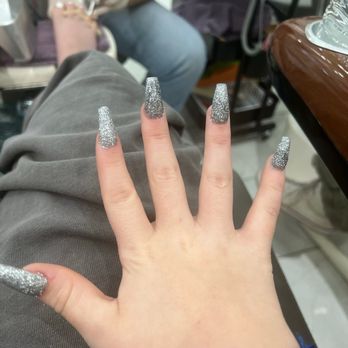Glitter Nail Bar - Raw glitter to match perfectly with my homecoming dress! Stayed on for a while too! - Nail Salons Near Me - Chandler, Arizona Glitter Nail Bar - Raw glitter to match perfectly with my homecoming dress! Stayed on for a while too! - Nail Salons Near Me - Chandler, Arizona