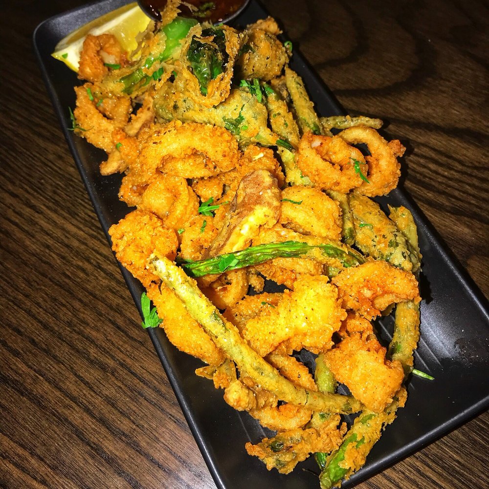CIRCA at Navy Yard - Calamari! - American Near Me - Washington, DC, District of Columbia CIRCA at Navy Yard - Calamari! - American Near Me - Washington, DC, District of Columbia