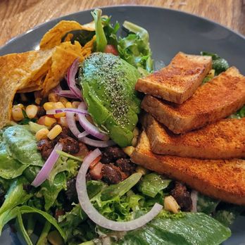Wiley's Downtown Bistro - Southwest Salad with Tofu - New American Near Me - Spokane, Washington