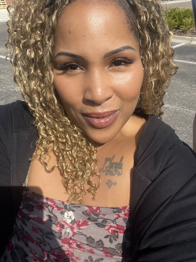 Elemental Lashes Logo