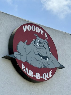 Woody's Bar-B-Que by null