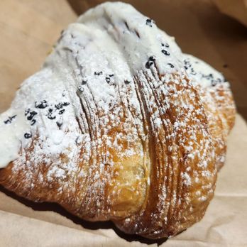 Angus T - Black sesame croissant - Cafes Near Me - Vancouver, British Columbia