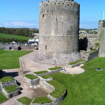 Pembroke Castle - Museums Near Me - Pembroke, PEM