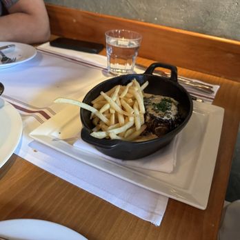 La Bicyclette - Culotte Steak au Poivre - French Near Me - Carmel, California