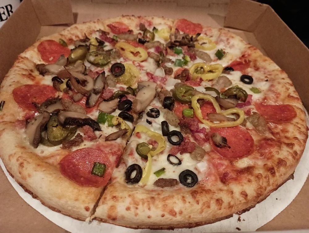 Hunt Brother Pizza Logo