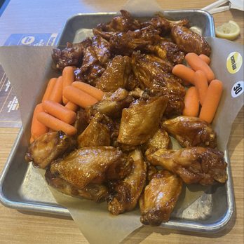 Buffalo Wild Wings - dry, tough wings - Chicken Wings Near Me - La Vale, Maryland