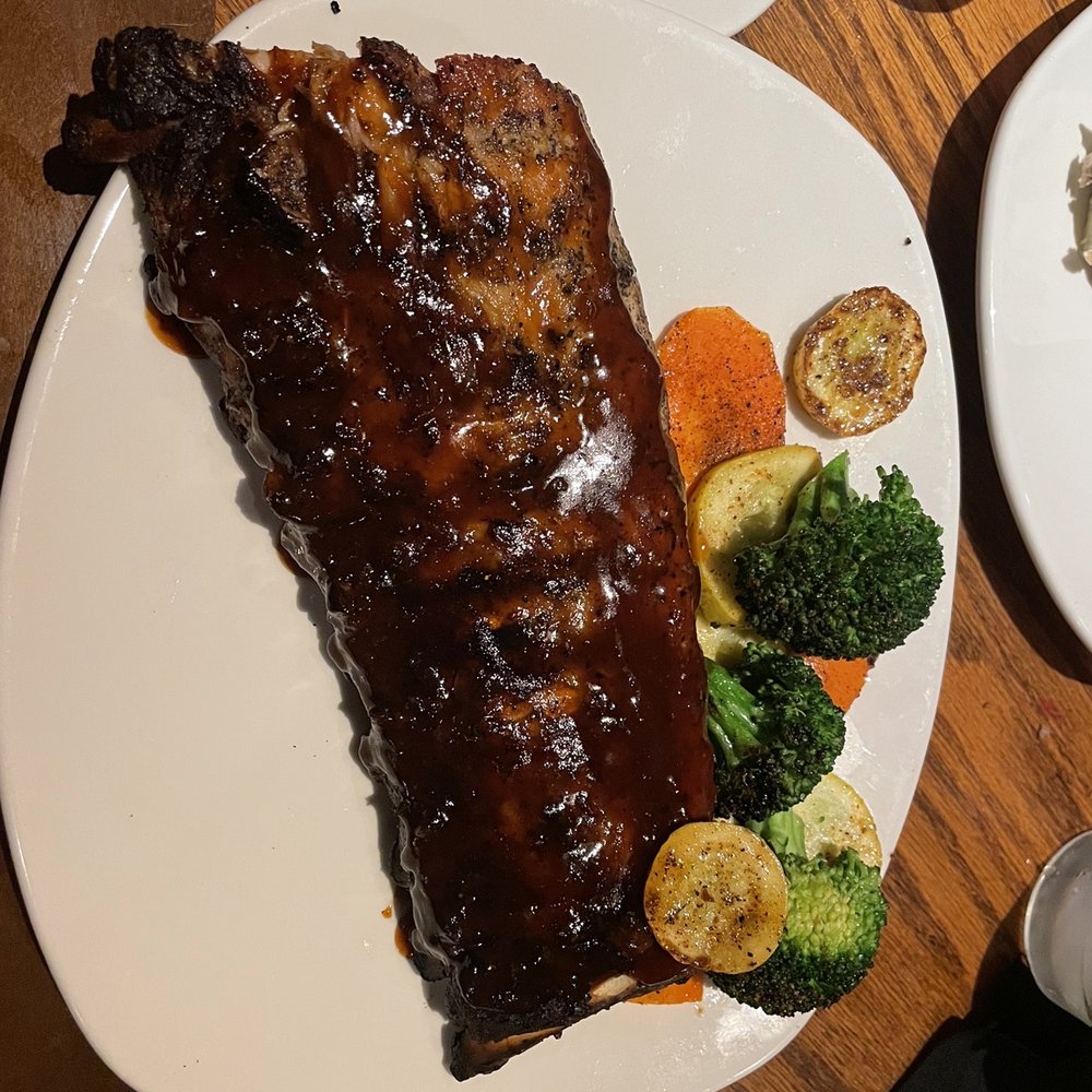 Outback Steakhouse - Full rack of ribs with veggies - Steakhouses Near Me - Alexandria, Louisiana