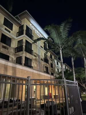 Courtyard Maui Kahului Airport by null