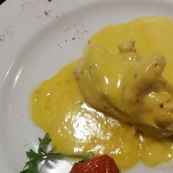 Bianconis Restaurant - Chicken main - Italian Near Me - Ballsbridge, D