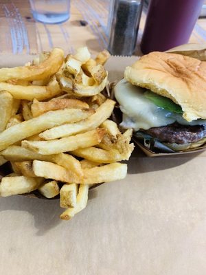 Mainely Burgers by null