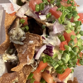I Got Your Crabs - Blue crab nachos, very yummy - Seafood Near Me - Kitty Hawk, North Carolina