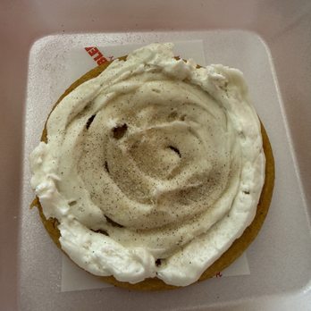 Peach Cobbler - Snickerdoodle cookie - Desserts Near Me - Elizabethtown, Kentucky Peach Cobbler - Snickerdoodle cookie - Desserts Near Me - Elizabethtown, Kentucky