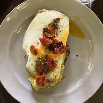 Louvre Michaelense - Avocado toast (bread was a little tough to cut) - Cafes Near Me - Ponta Delgada, 20