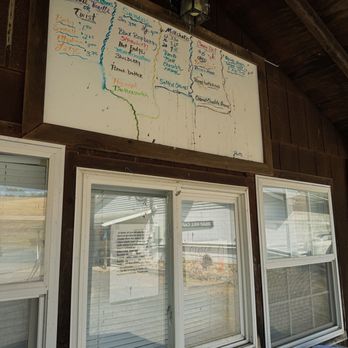 Road Kill Cafe - Cafes Near Me - Artemas, Pennsylvania