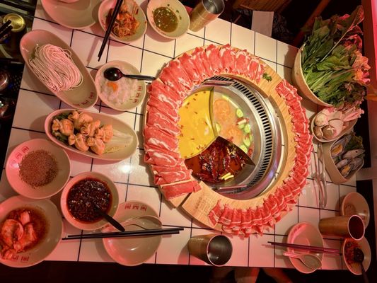 Old Alley Hot Pot Austin | 龙门阵火锅奥斯丁店 by null