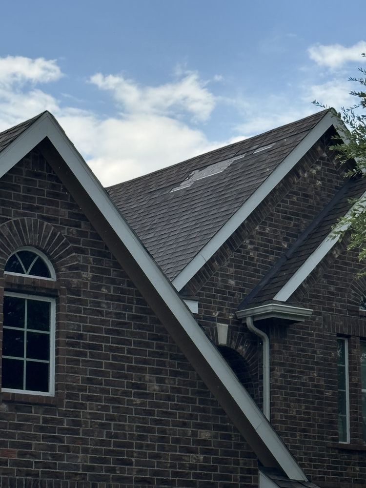 Slide of C&M Roofing