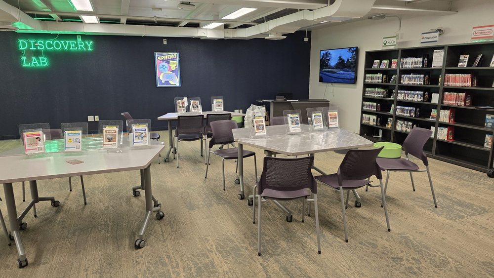 COQUITLAM PUBLIC LIBRARY Updated December 2024 66 Photos 1169