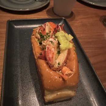 Ramsay's Kitchen - Connecticut-Style Lobster Roll - American Near Me - Boston, Massachusetts Ramsay's Kitchen - Connecticut-Style Lobster Roll - American Near Me - Boston, Massachusetts