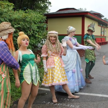 Story Land - Character dinner - Amusement Parks Near Me - Glen, New Hampshire Story Land - Character dinner - Amusement Parks Near Me - Glen, New Hampshire
