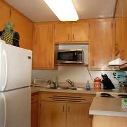 Roseanne Apartments - 1 Bedroom Kitchen