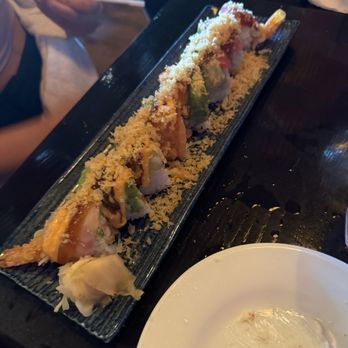 Momo Sushi - Japanese Near Me - Minneapolis, Minnesota