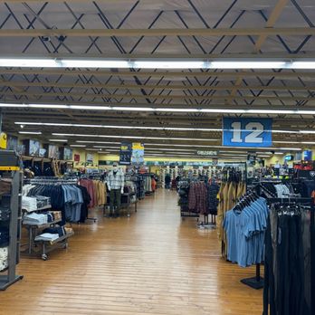 Whistle Workwear - Shoe Stores Near Me - Puyallup, Washington Whistle Workwear - Shoe Stores Near Me - Puyallup, Washington