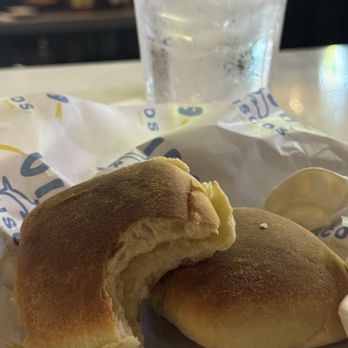 Vida Mariscos - Bread comes with - Sports Bars Near Me - Webster, Texas Vida Mariscos - Bread comes with - Sports Bars Near Me - Webster, Texas