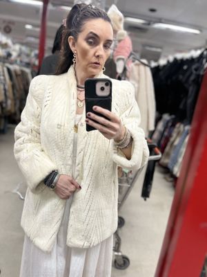 Village Discount Outlet