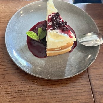 Doppio Zero Campbell - Limoncello Cake - Italian Near Me - Campbell, California
