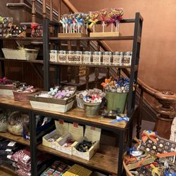 Graham's Fine Chocolates & Ice Cream