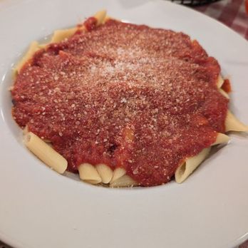 Louie's - Italian Near Me - Waukegan, Illinois Louie's - Italian Near Me - Waukegan, Illinois