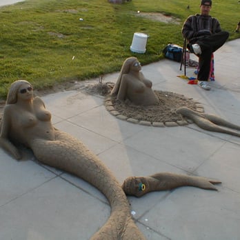 Venice Beach Boardwalk - Beaches Near Me - Venice, California Venice Beach Boardwalk - Beaches Near Me - Venice, California