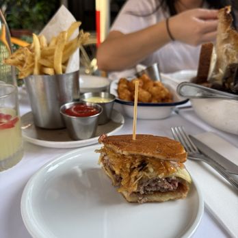 Fairfax - burger - Breakfast & Brunch Near Me - New York, New York