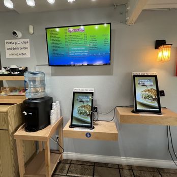 Spreadz - Self-service ordering kiosks - Sandwiches Near Me - Santa Clara, California