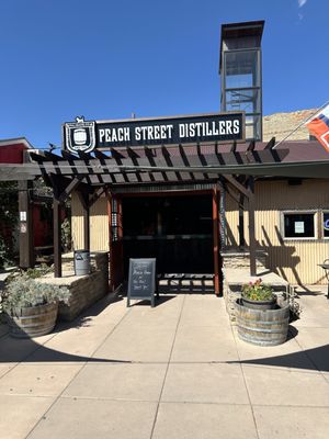 Peach Street Distillers by null