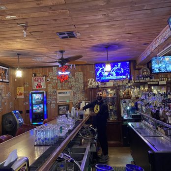 The Old River Monte Carlo - It's a family run place - Dive Bars Near Me - Bakersfield, California The Old River Monte Carlo - It's a family run place - Dive Bars Near Me - Bakersfield, California