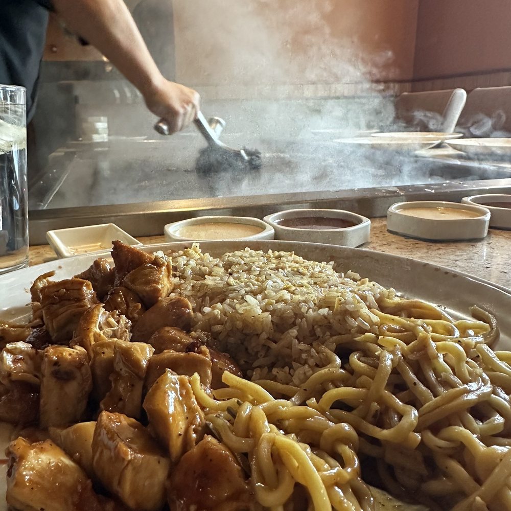 Misimi - Chicken Hibachi Lunch - Sushi Bars Near Me - Shelton, Connecticut Misimi - Chicken Hibachi Lunch - Sushi Bars Near Me - Shelton, Connecticut