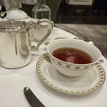 Palm Court - English Breakfast tea - Tea Rooms Near Me - London, XGL Palm Court - English Breakfast tea - Tea Rooms Near Me - London, XGL