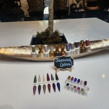 Legendary Spa - Seasonal colors - Nail Salons Near Me - Chicago, Illinois