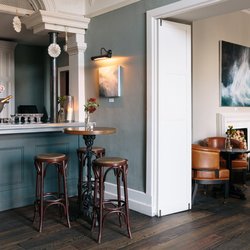 Haddington House - Library Bar
