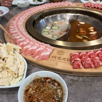 Chengdu Memory Hotpot - Bean curd, build-your-own sauce, and meat ring - Hot Pot Near Me - Fremont, California