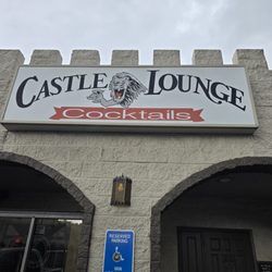 Castle Lounge