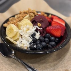 Bread & Vine Bistro - Acai Bowl