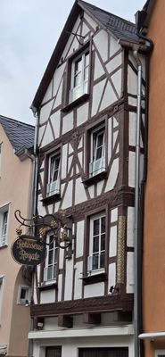 Rotisserie Royale by null