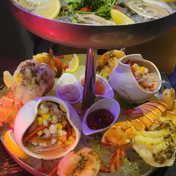 Debonair Supper Club - Shellfish Tower - Supper Clubs Near Me - Orlando, Florida Debonair Supper Club - Shellfish Tower - Supper Clubs Near Me - Orlando, Florida