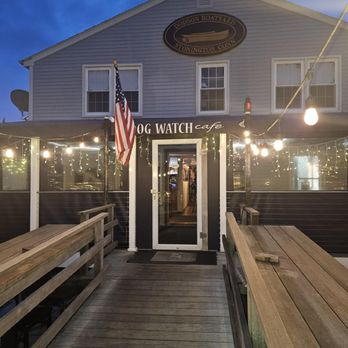 Dog Watch Cafe - Dog watch entrance - American Near Me - Stonington, Connecticut